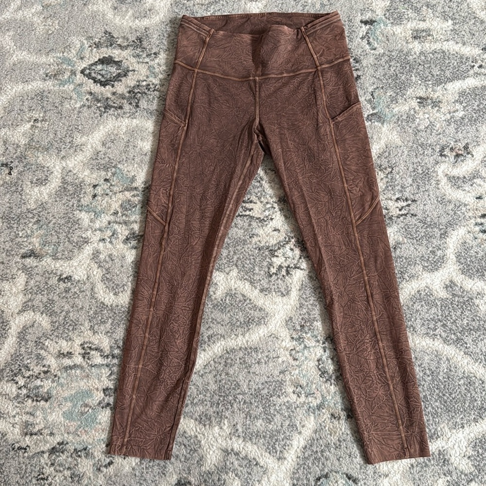 Lululemon Fast and Free Tight 25" Ice Dye *Non-Reflective
Ice Wash Brown Earth